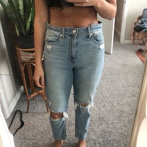 M O M J E A N ripped knees straight leg